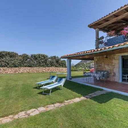 Iris With Pool Apartamento