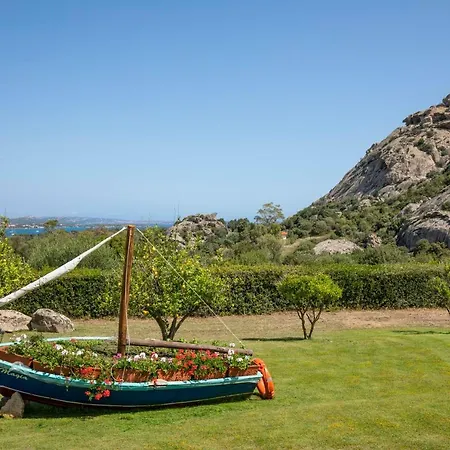 Iris With Pool דירה באיה סרדיניה