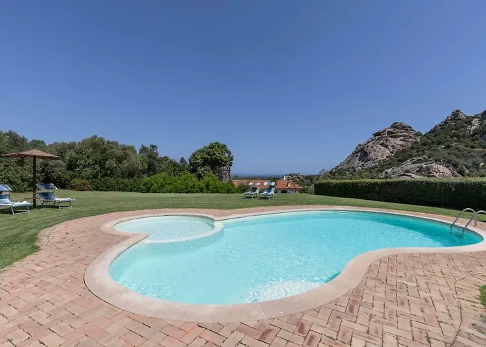 Iris With Pool Apartamento