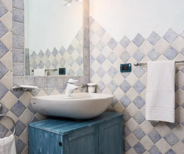 Iris With Pool Apartmán Baia Sardinia